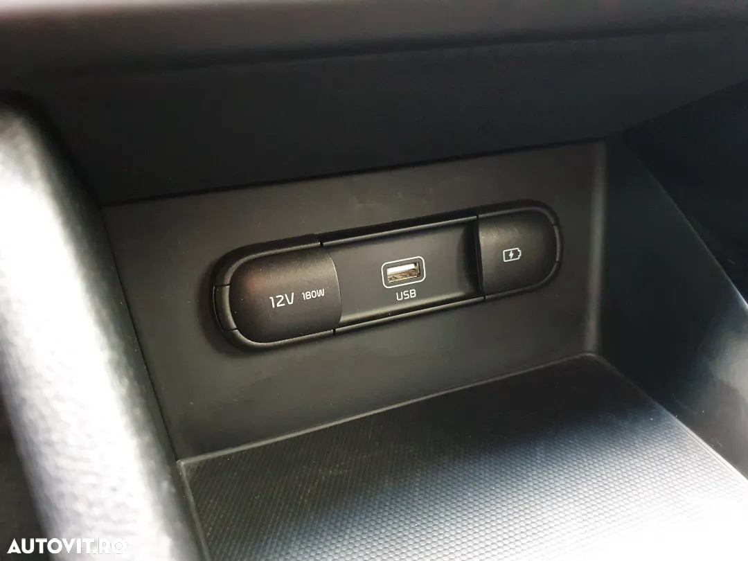 Kia Niro 1.6 GDI 6DCT PHEV Comfort - 26