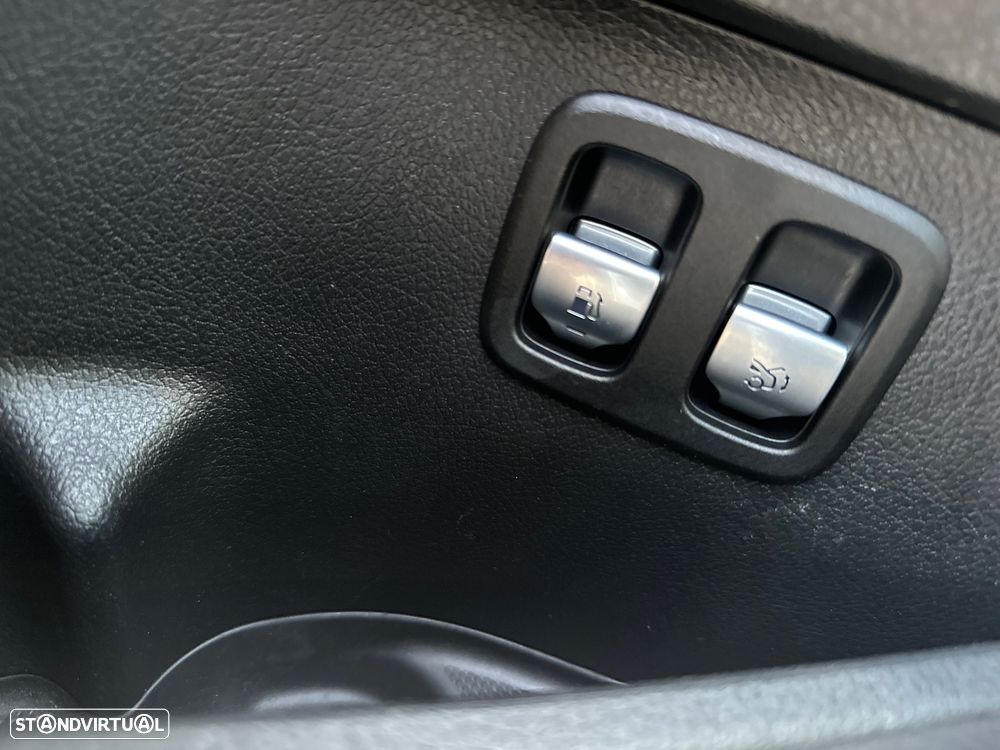 Mercedes-Benz C 300 e 9G-TRONIC Edition AMG Line - 16