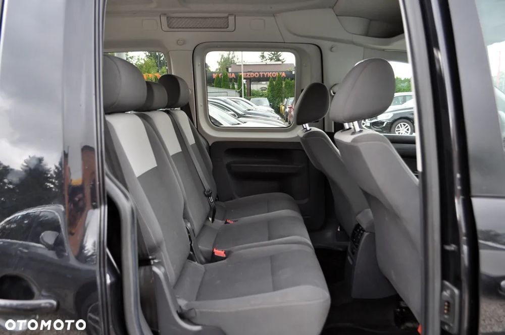 Volkswagen Caddy Comfortline DSG - 27