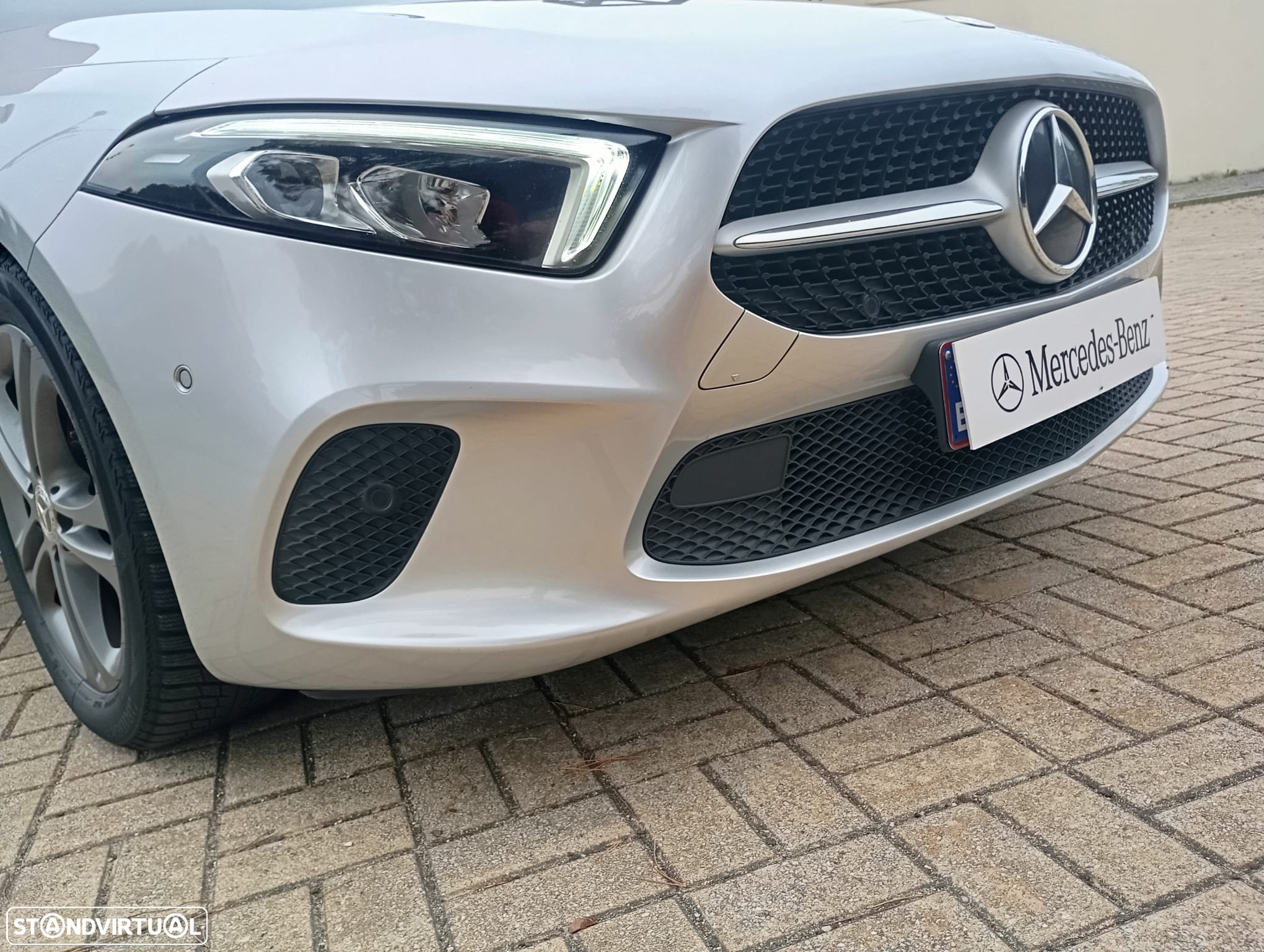 Mercedes-Benz A 180 Limousine d Progressive Aut. - 13