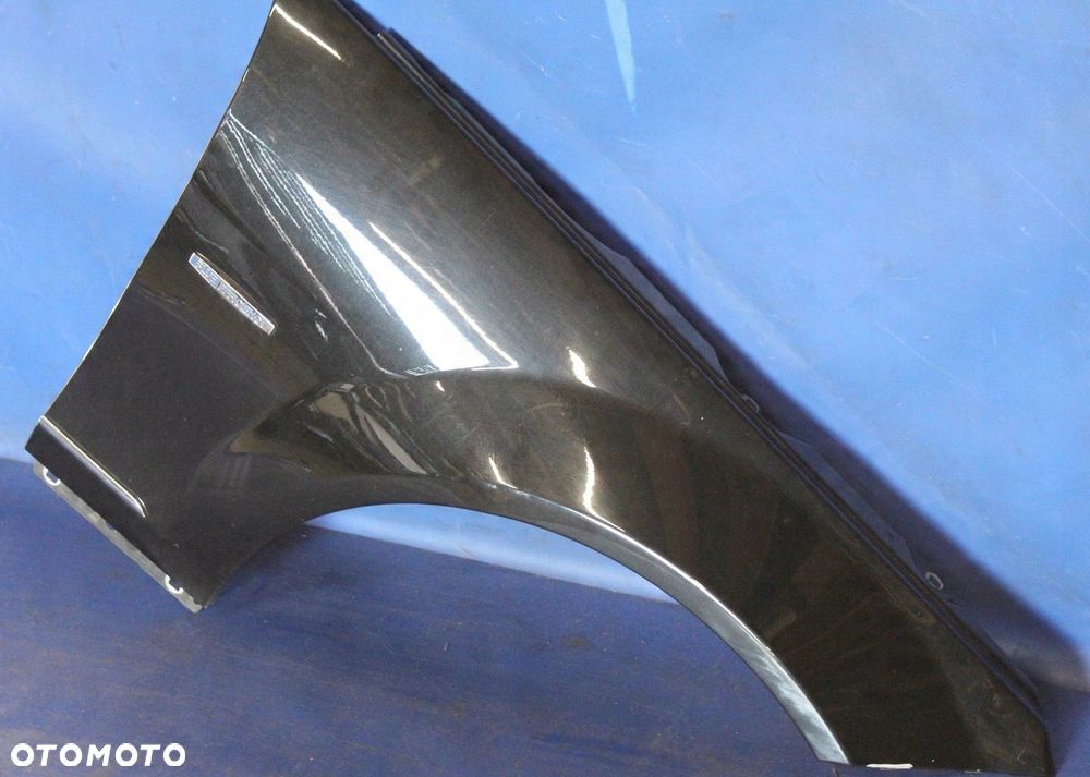 BŁOTNIK PRZÓD PRAWY MERCEDES W204 - 3