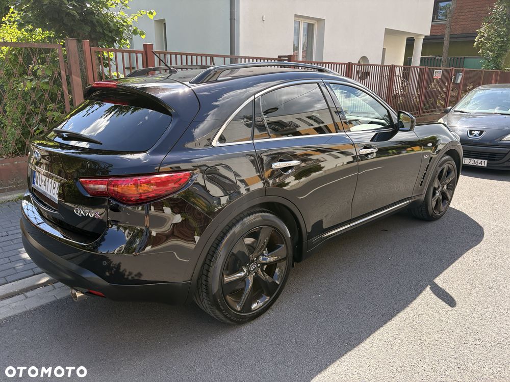 Infiniti QX70 3.0d S Premium - 8