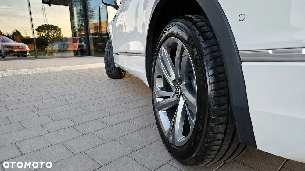 Volkswagen Tiguan 2.0 TDI SCR 4Mot R-Line DSG - 13