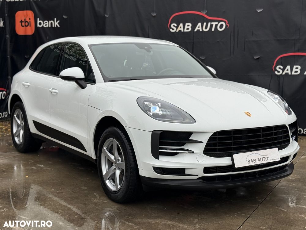Porsche Macan Standard - 3