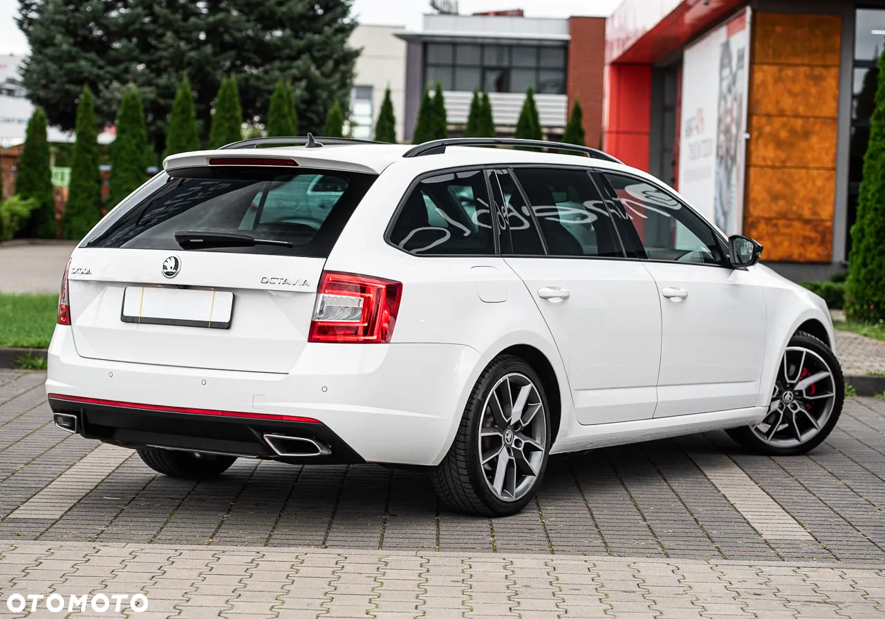 Skoda Octavia Combi 2.0 TDI 4x4 DSG RS - 13