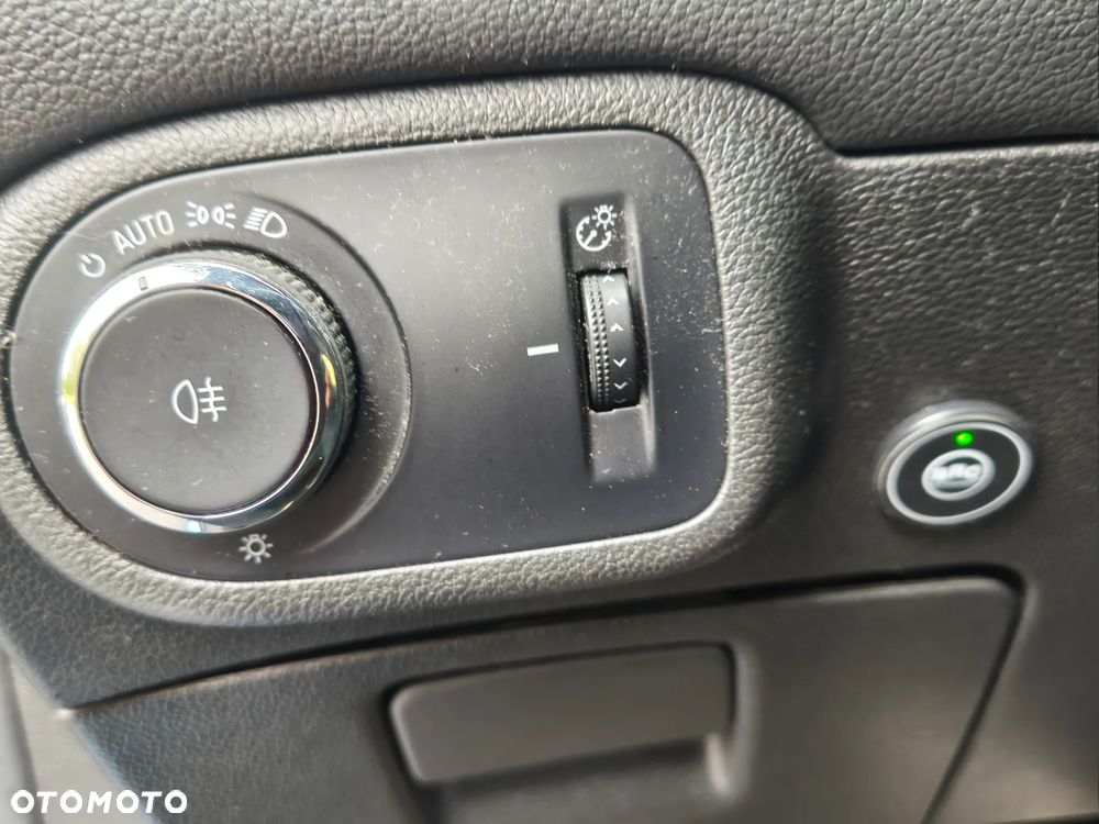 Opel Zafira - 6