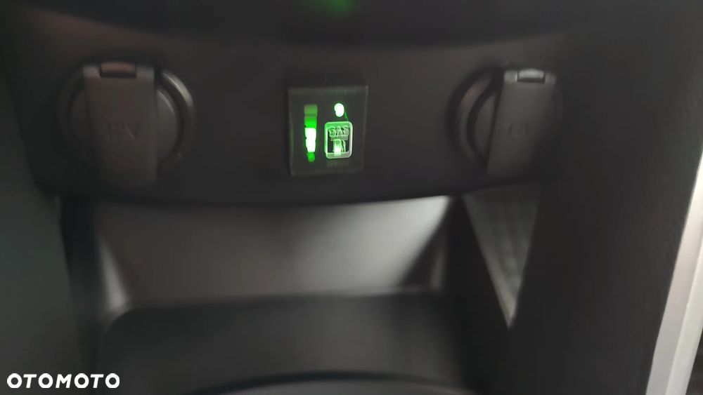 Hyundai i30 1.6 Classic + - 17