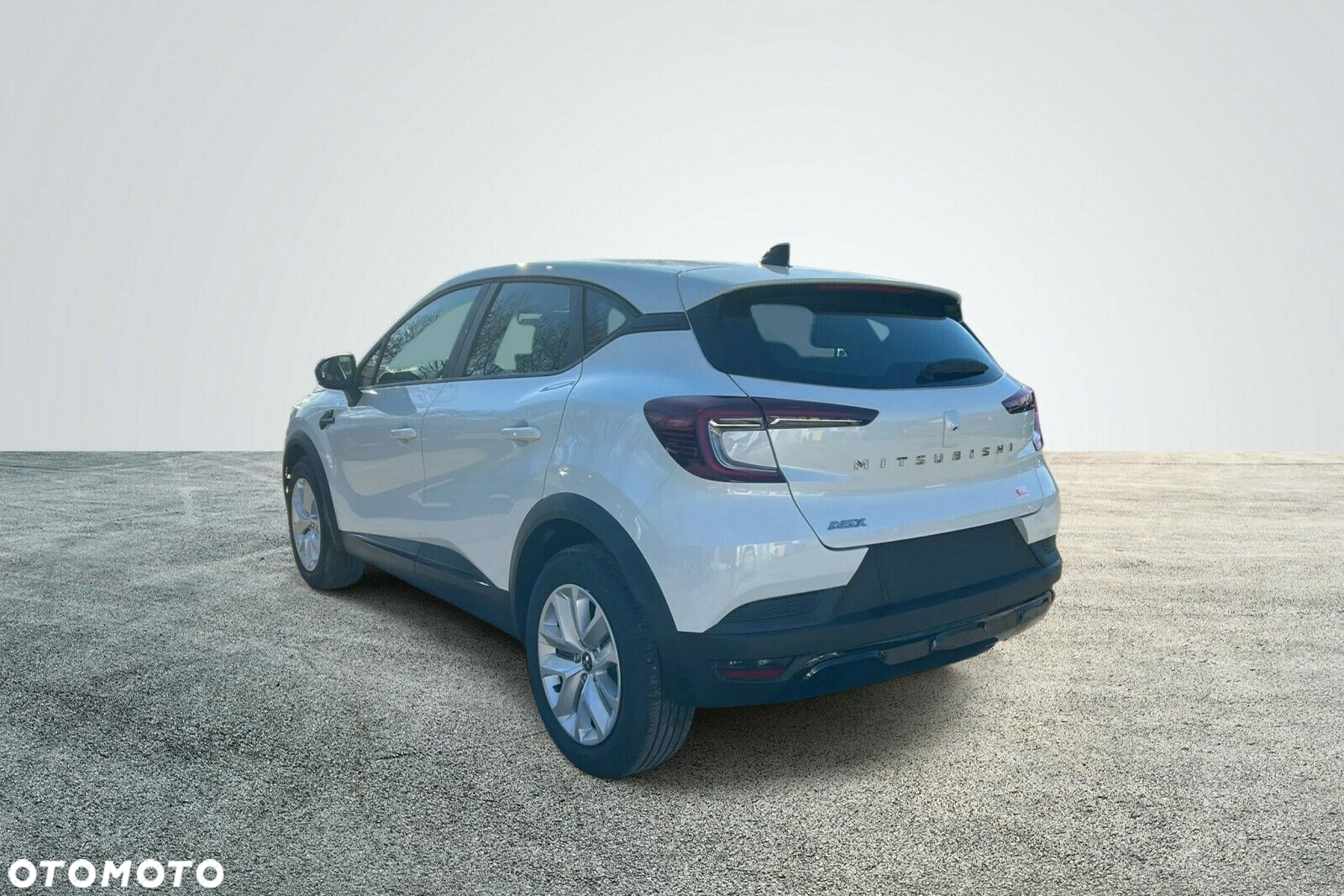 Mitsubishi ASX - 4