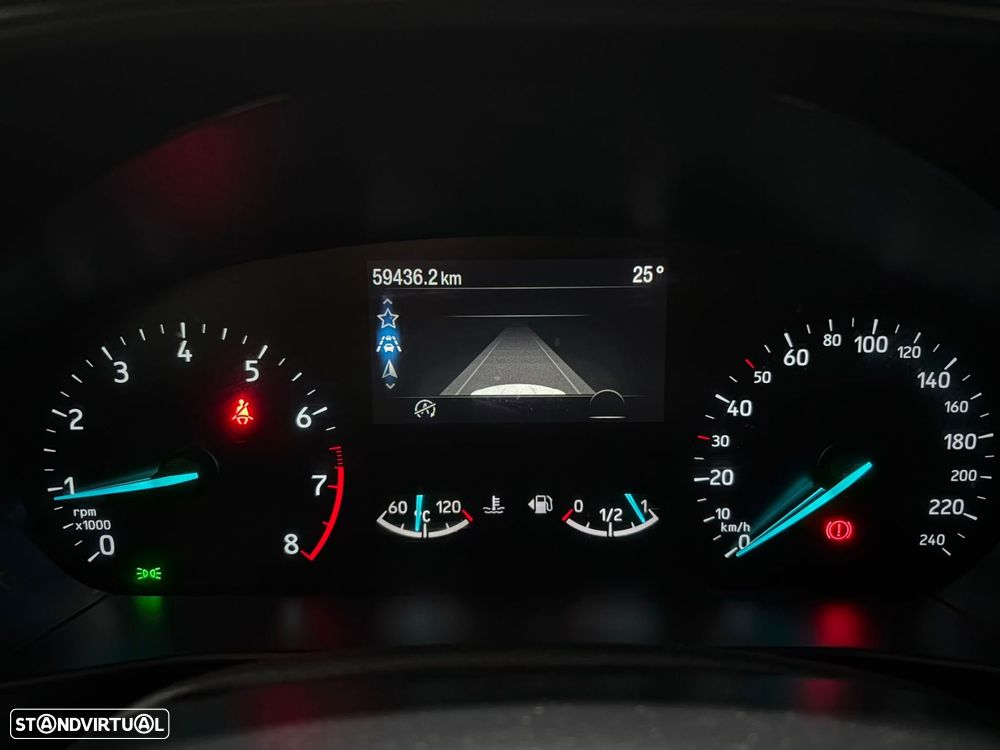 Ford Focus 1.0 EcoBoost MHEV ST-Line - 18
