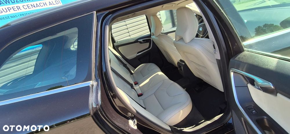 Volvo XC 60 D3 Drive-E Ocean Race - 5