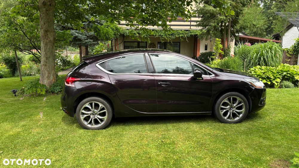 Citroën DS4 1.6 HDi SoChic - 2