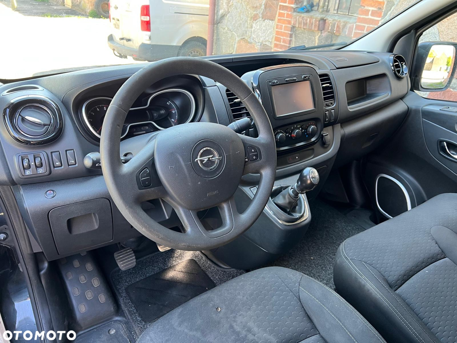 Opel Vivaro - 6
