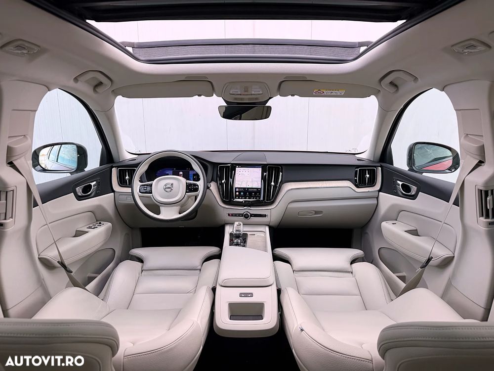 Volvo XC 60 B4 B Plus Dark - 6