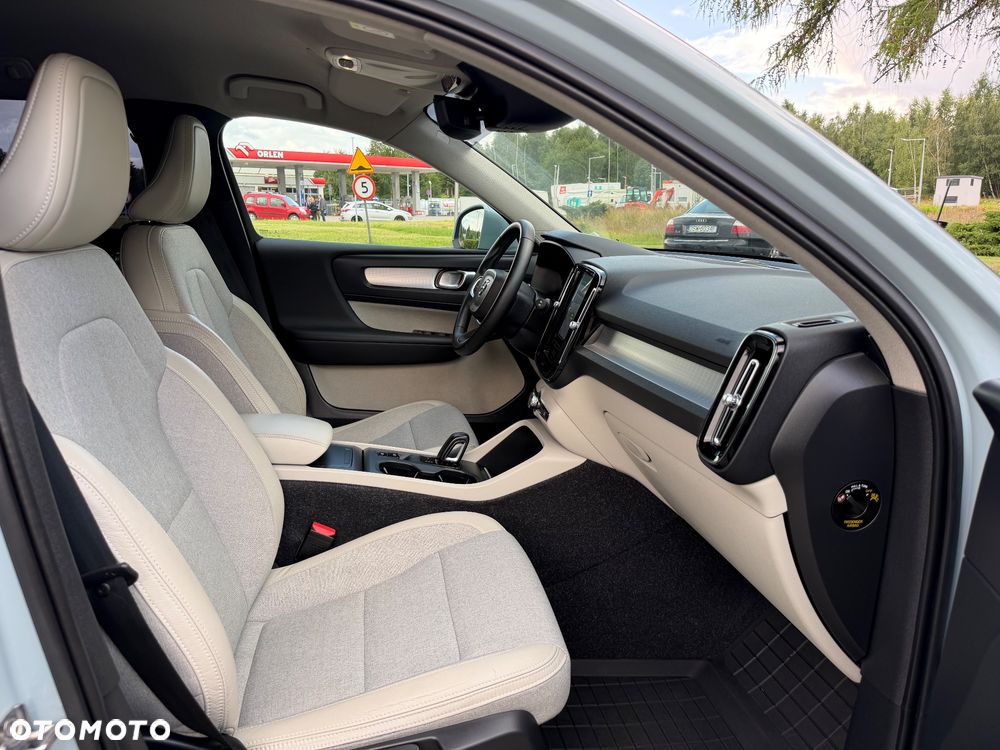 Volvo XC 40 T4 Geartronic Inscription - 32