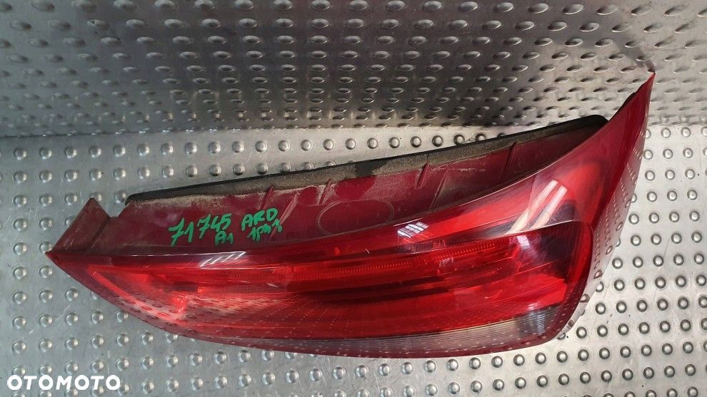 AUDI A1 8X 10- PRAWA TYLNA LAMPA ORYGINAŁ - 6
