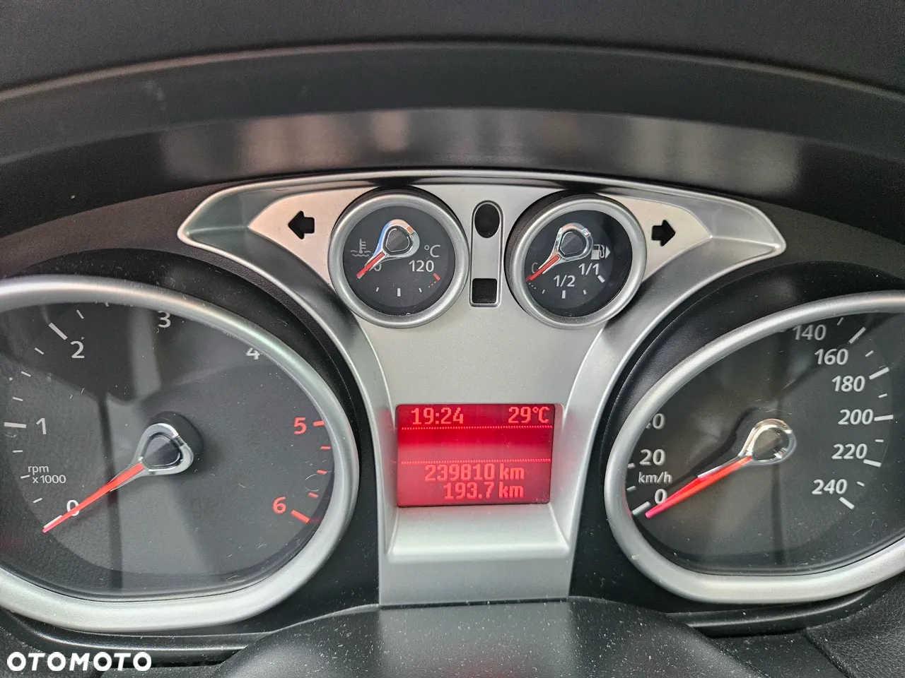 Ford Focus - 6