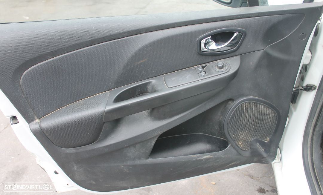 Renault Clio de 2014 - 5