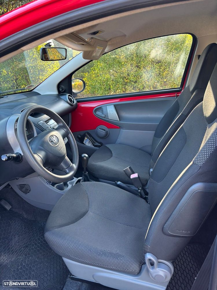 Toyota Aygo 1.0 - 9