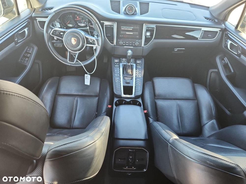 Porsche Macan - 8