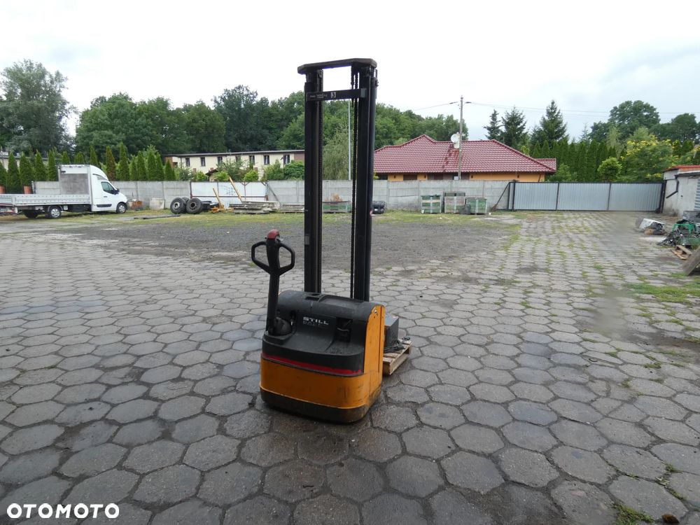 Still Elektryczny wózek podnośnikowy STILL EGV - 4