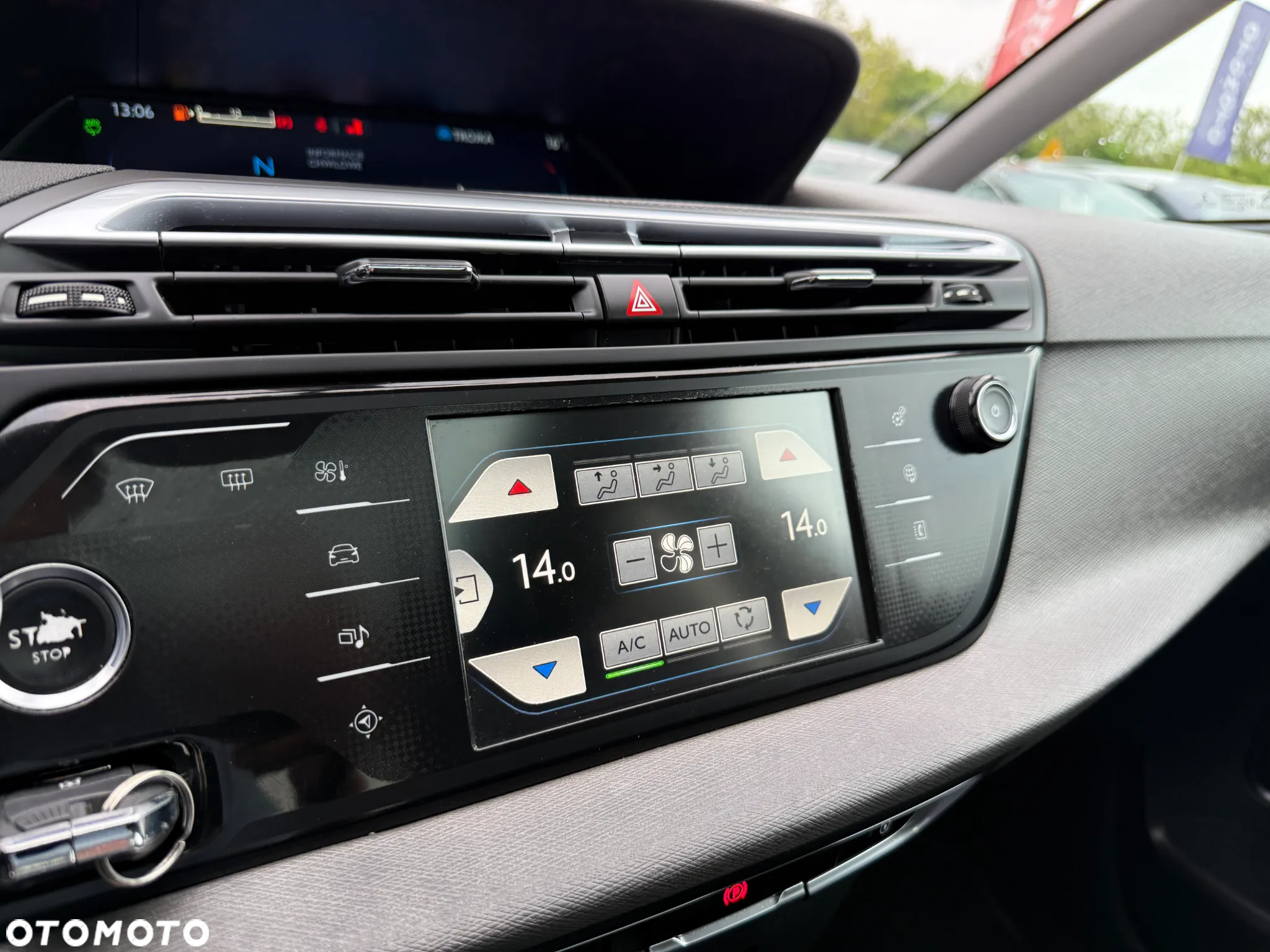 Citroën C4 Picasso e-HDi 115 ETG6 Exclusive - 31