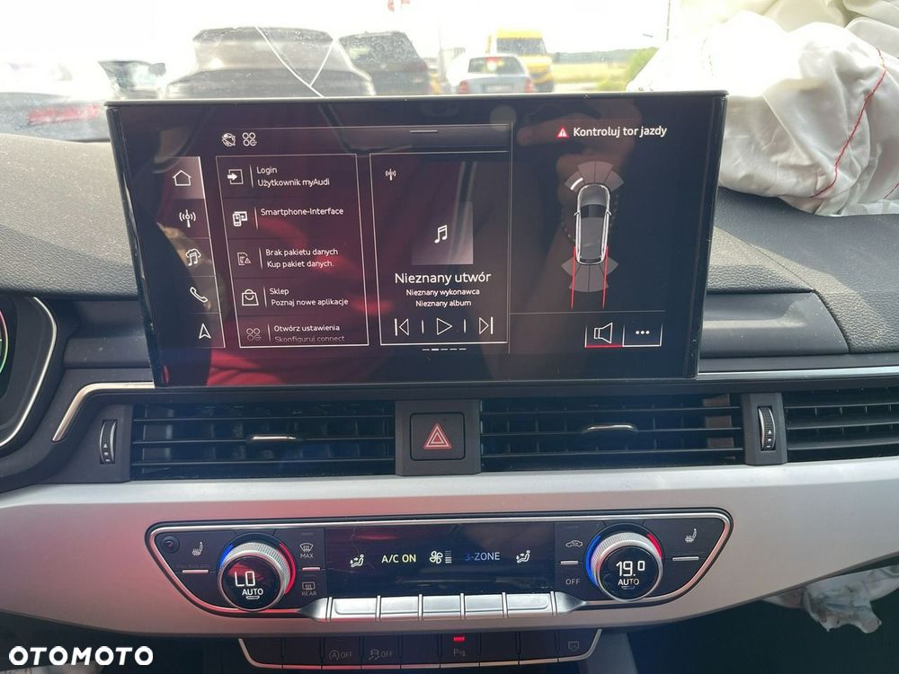 Audi A4 Avant 35 TFSI S tronic - 12