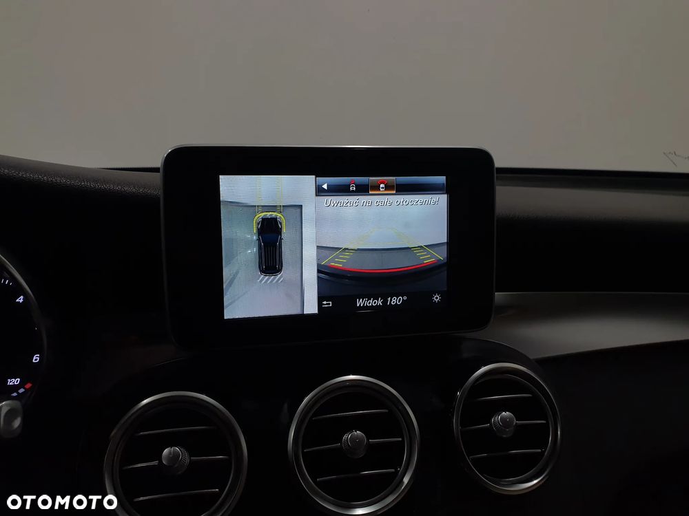 Mercedes-Benz GLC - 23