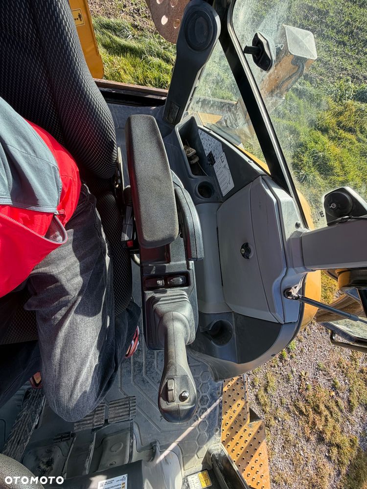 Caterpillar 432 - 16