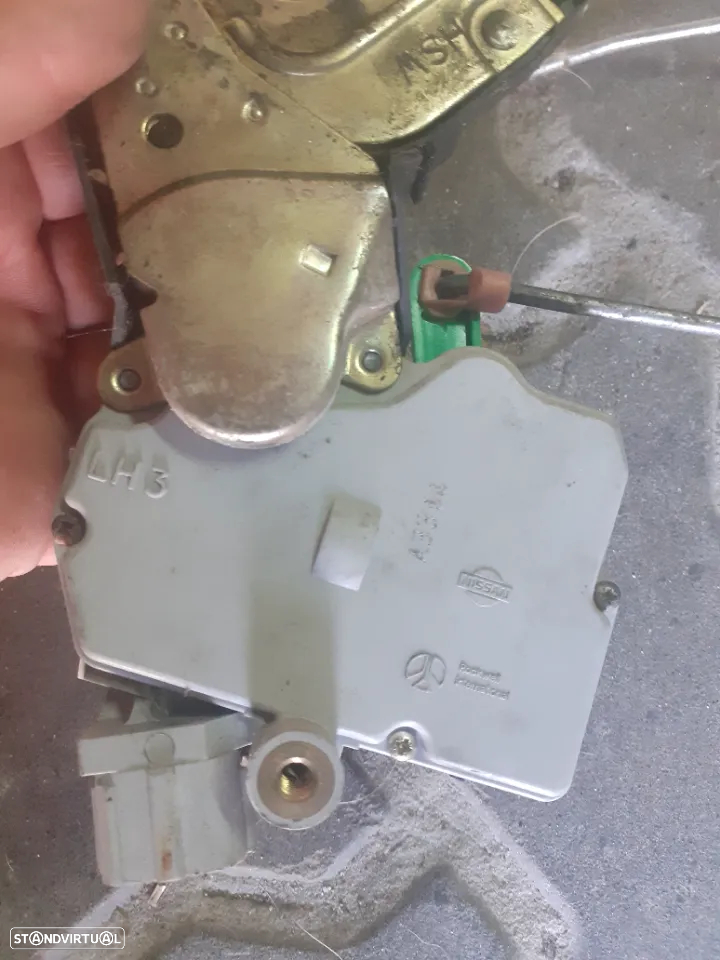 Fechadura condutor nissan almera n16 - 3