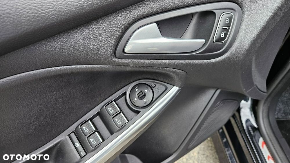 Ford Focus 2.0 EcoBoost ST mit Leder-Sport-Paket - 24