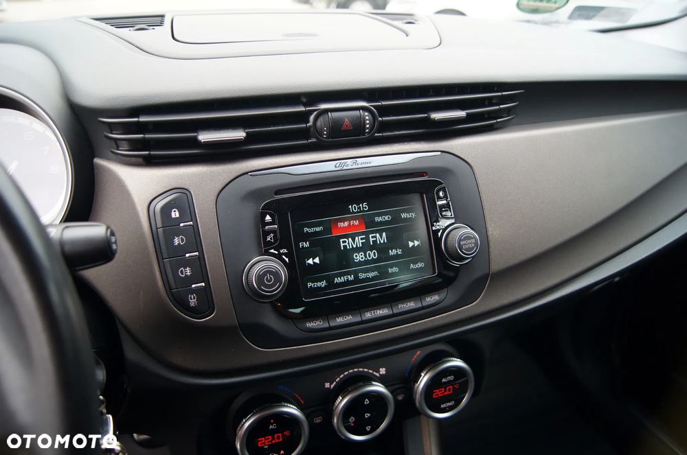 Alfa Romeo Giulietta 1.4 TB MultiAir Exclusive TCT - 25