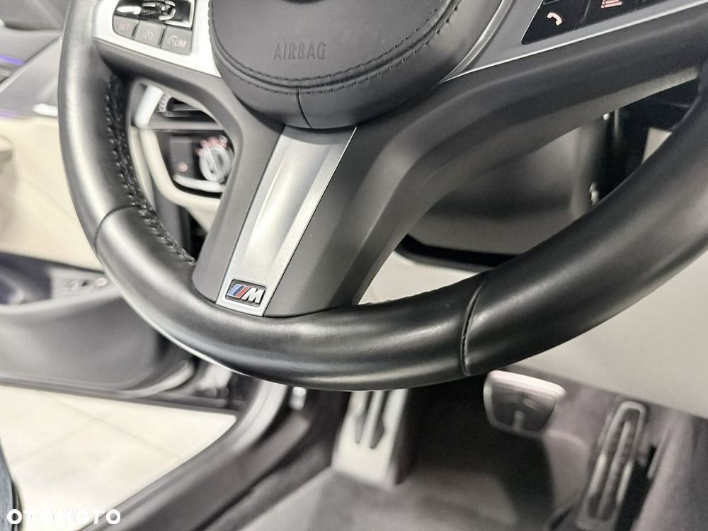 BMW Seria 5 520e M Sport sport - 39