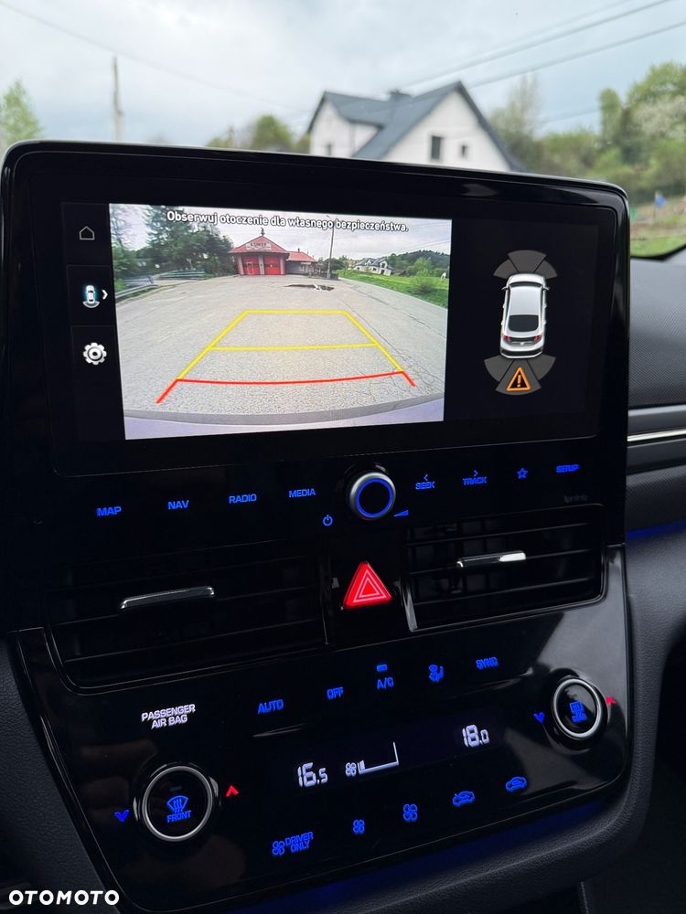 Hyundai IONIQ 1.6 GDI Premium - 36