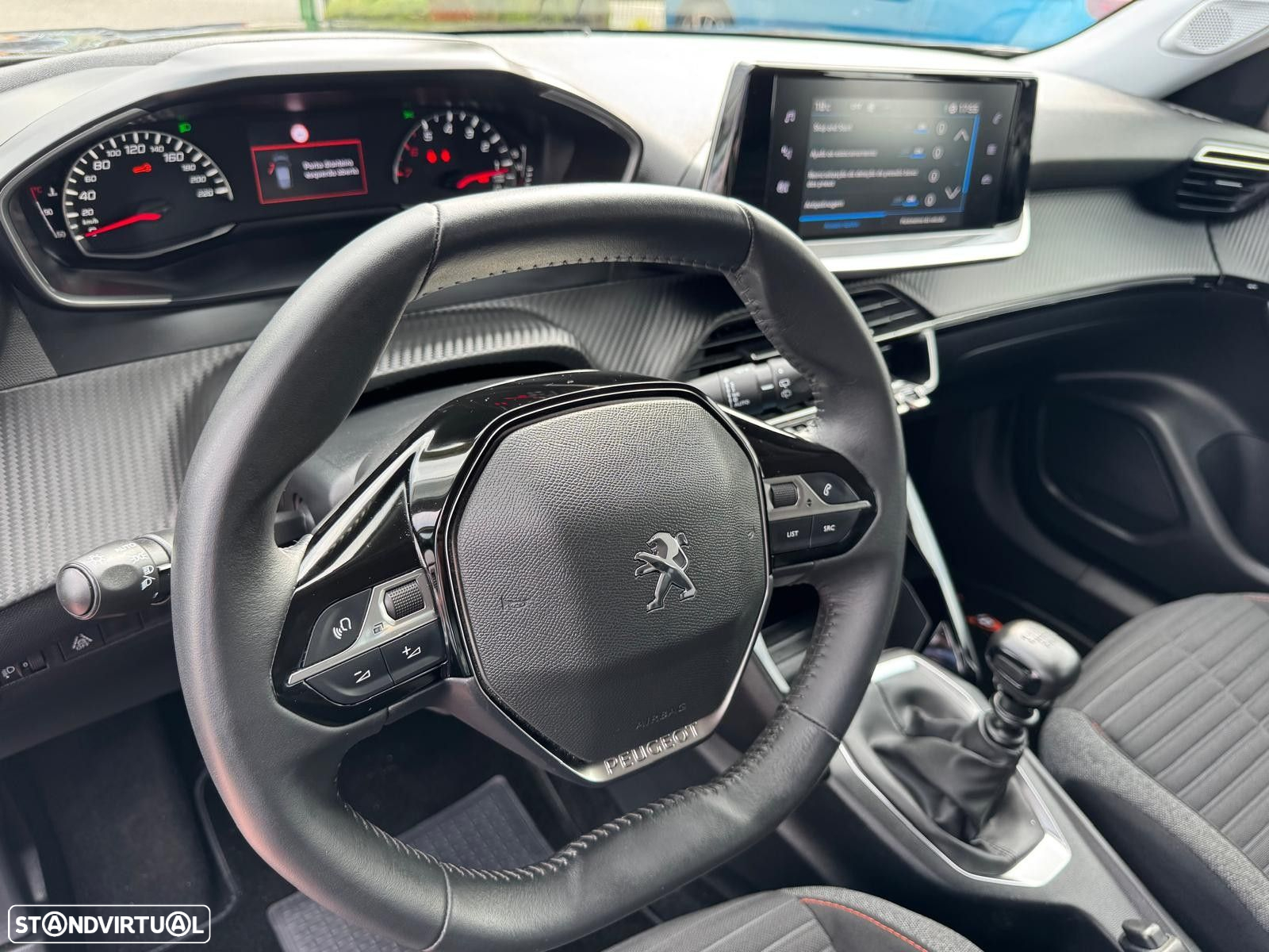 Peugeot 2008 1.2 PureTech Active - 21