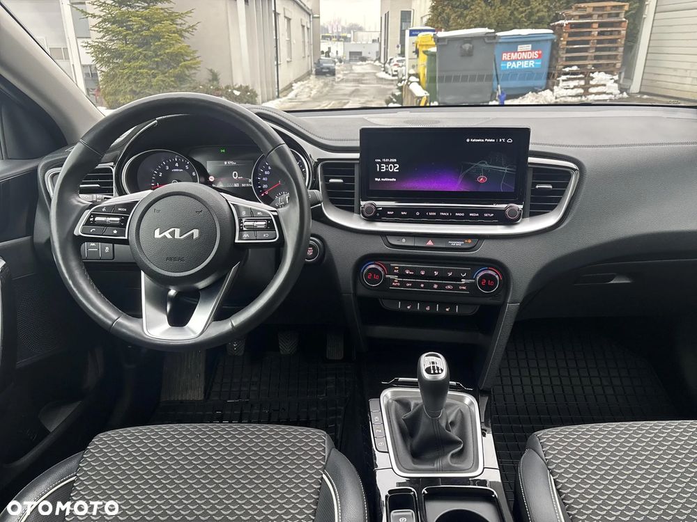 Kia Ceed 1.5 T-GDI Tribute - 14