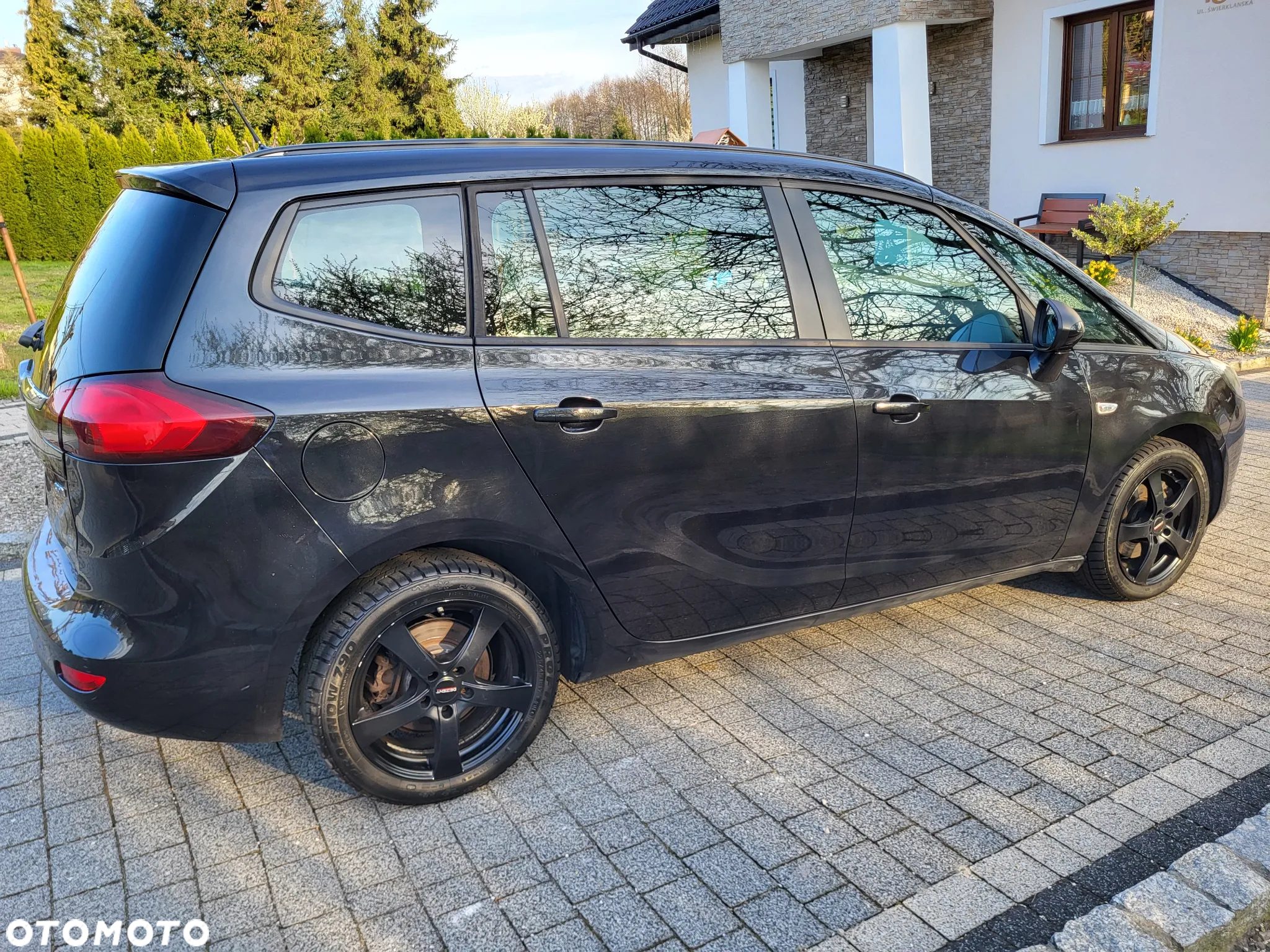 Opel Zafira Tourer 2.0 CDTI Edition - 2