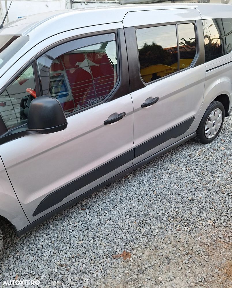 Ford Transit Connect - 3