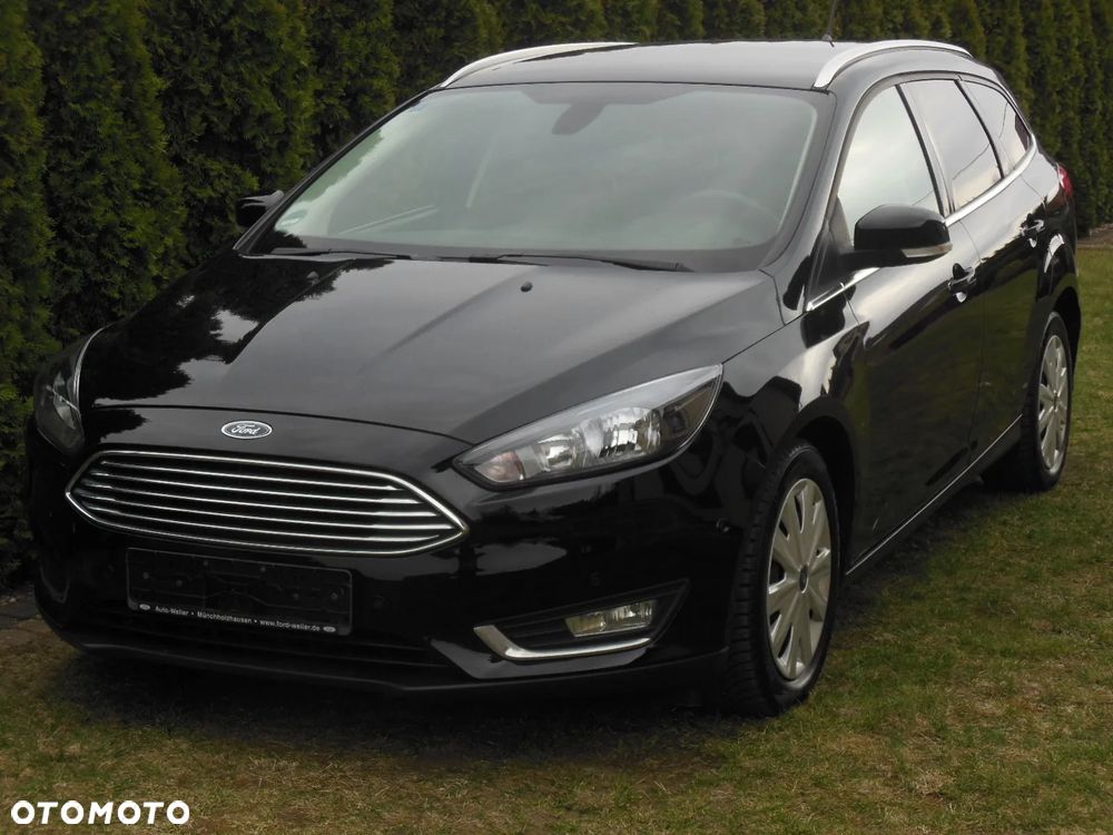 Ford Focus 1.0 EcoBoost STart-Stopp-System TITANIUM - 1