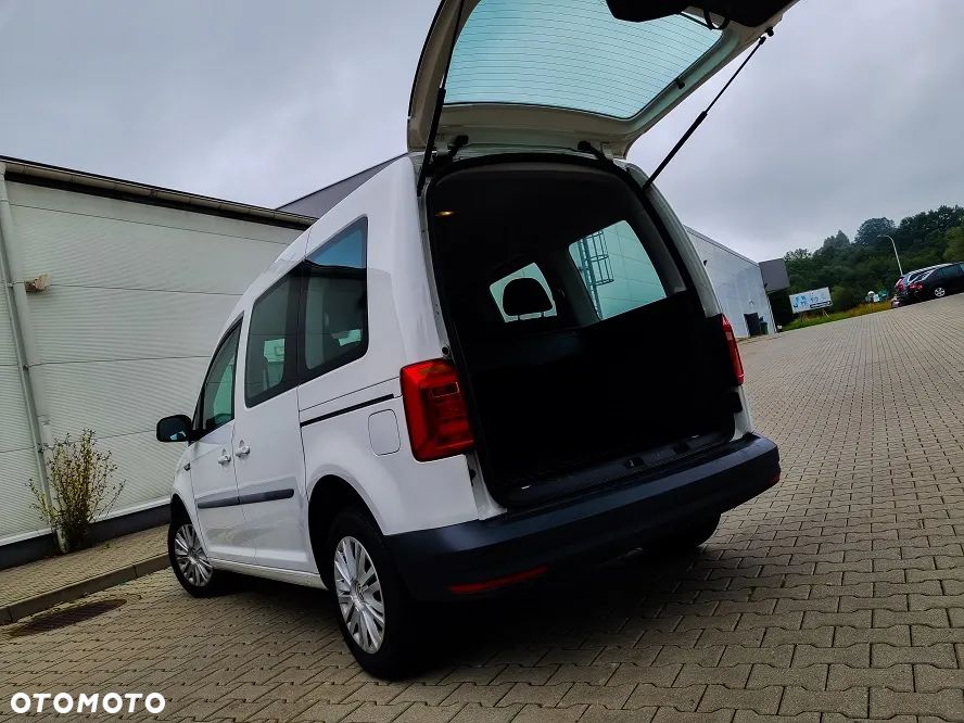 Volkswagen Caddy 2.0 TDI Comfortline - 22