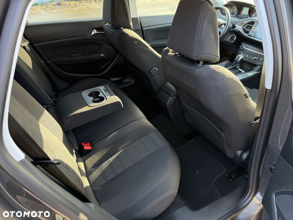 Peugeot 308 BlueHDi 120 EAT6 Stop & Start Allure - 11