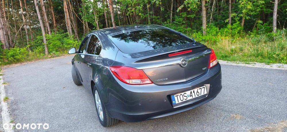 Opel Insignia 2.0 CDTI Cosmo - 11