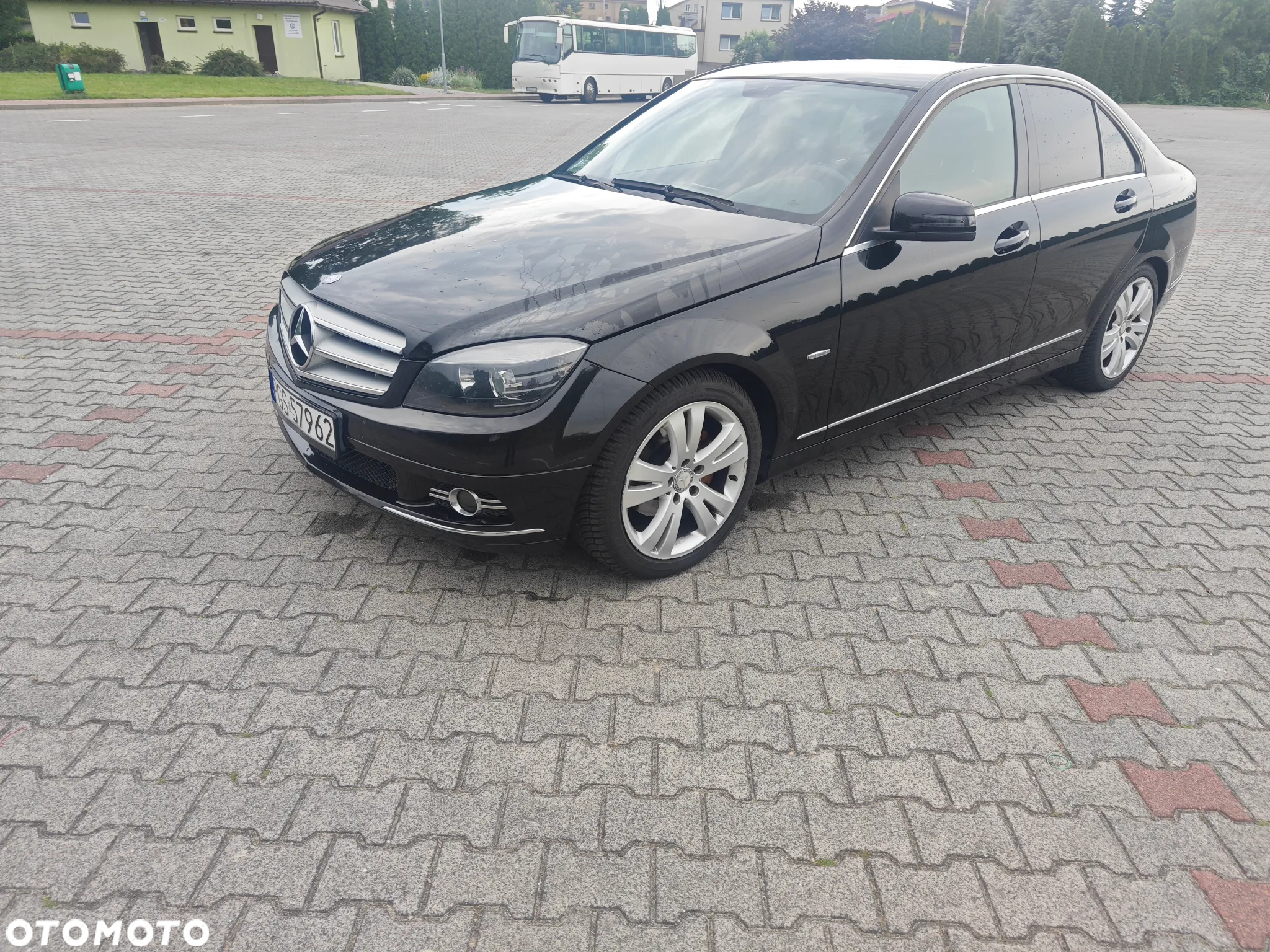 Mercedes-Benz Klasa C 180 K BlueEff Avantgarde - 2