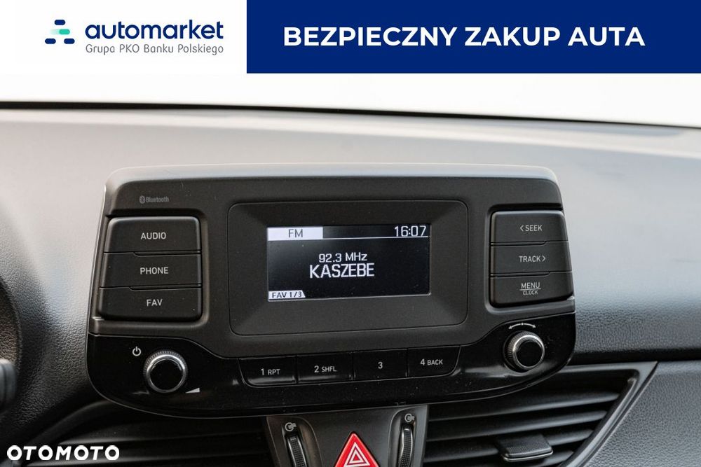 Hyundai i30 1.5 DPI Classic + - 10