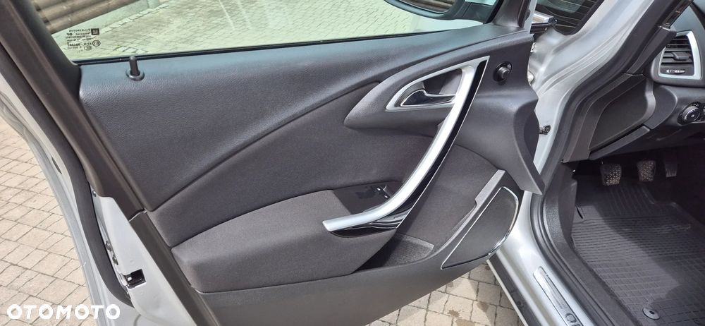 Opel Astra 1.7 CDTI - 12