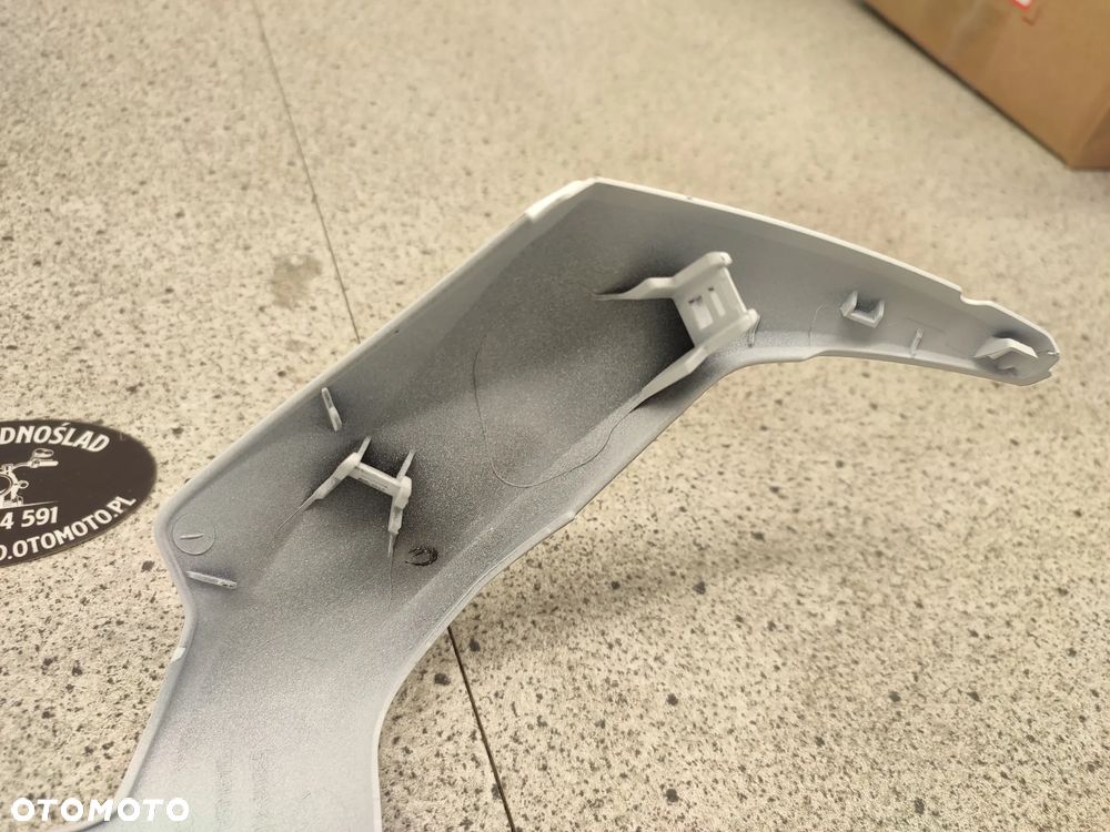 Owiewka, osłona, obudowa, obudowa licznika Honda SH 125 350 - 16