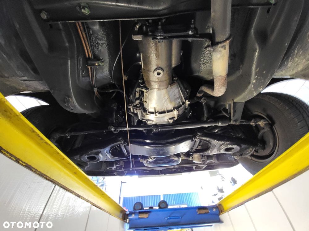 Mercedes-Benz Klasa E - 16