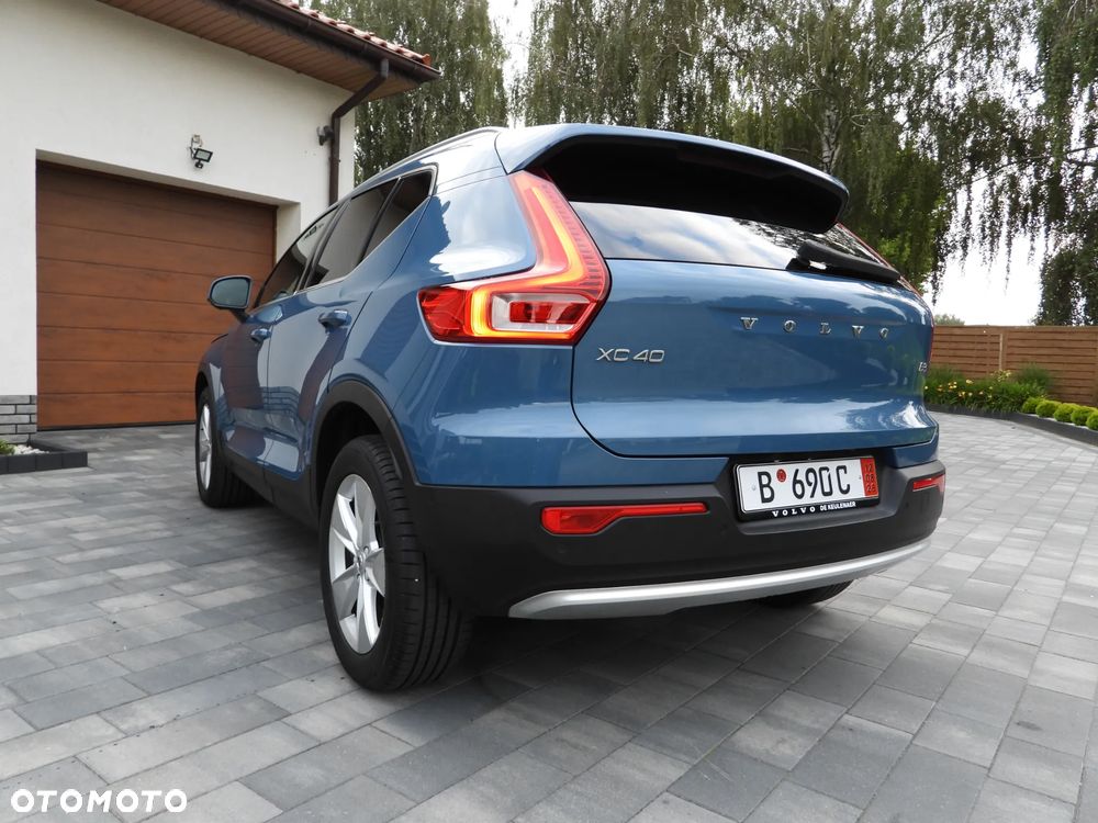 Volvo XC 40 B3 B DKG Plus Bright - 17