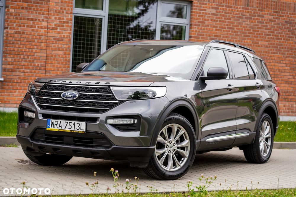Ford Explorer - 1