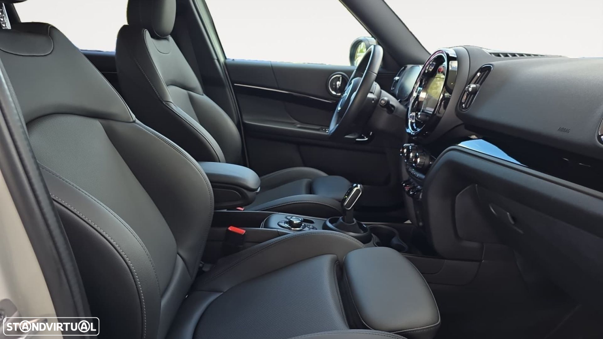 MINI Countryman Cooper Premium Classic Auto - 12