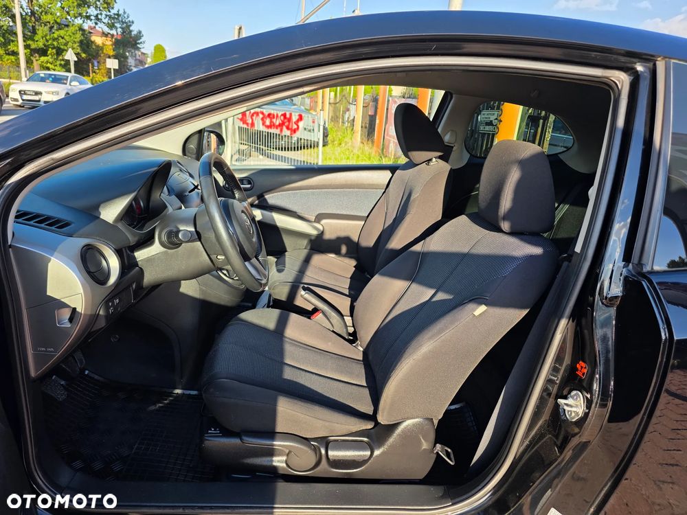 Mazda 2 - 14